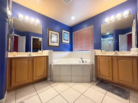 8557 La Isla Drive Kissimmee FL 34747