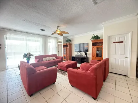 8557 La Isla Drive Kissimmee FL 34747