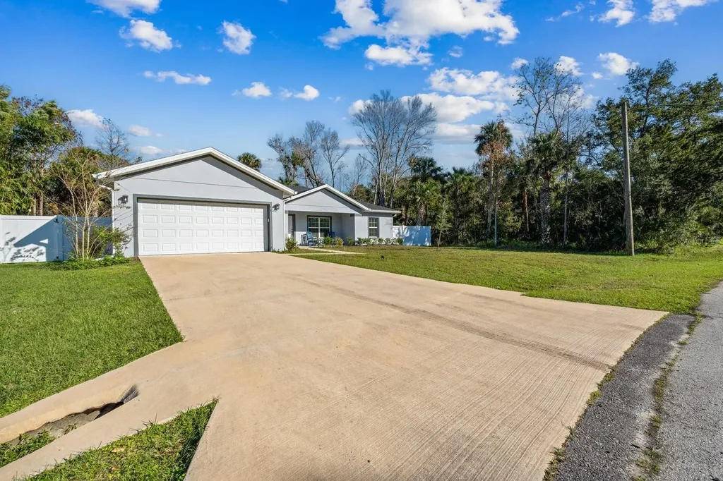 18 Sea Board Court Palm Coast FL 32164