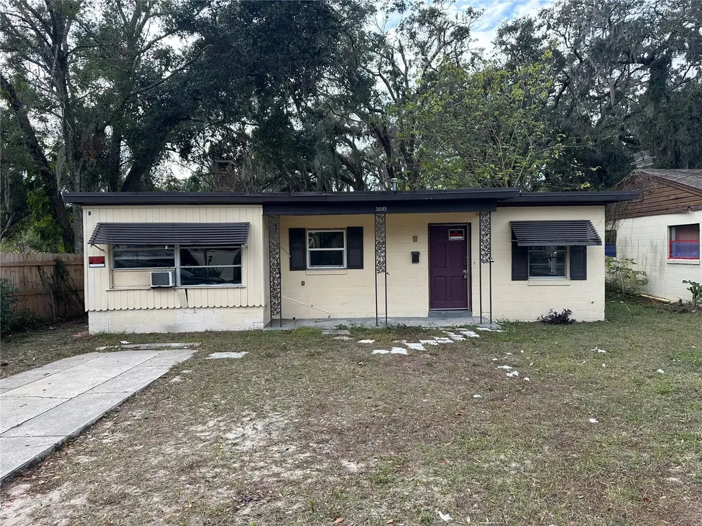 305 N Moss Street Leesburg FL 34748