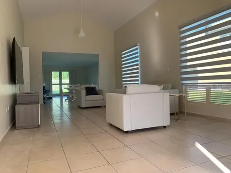 111 Calle Humacao PR 00791