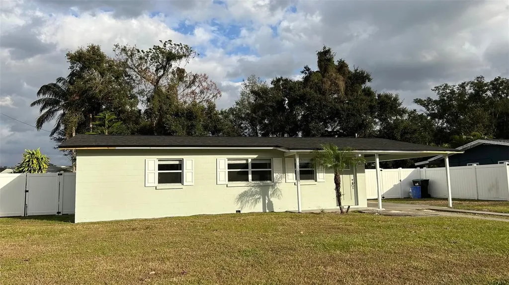 3017 Touraine Avenue Orlando FL 32812