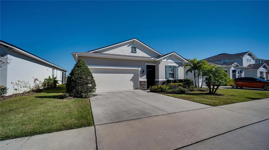 133 Summershore Drive Auburndale FL 33823