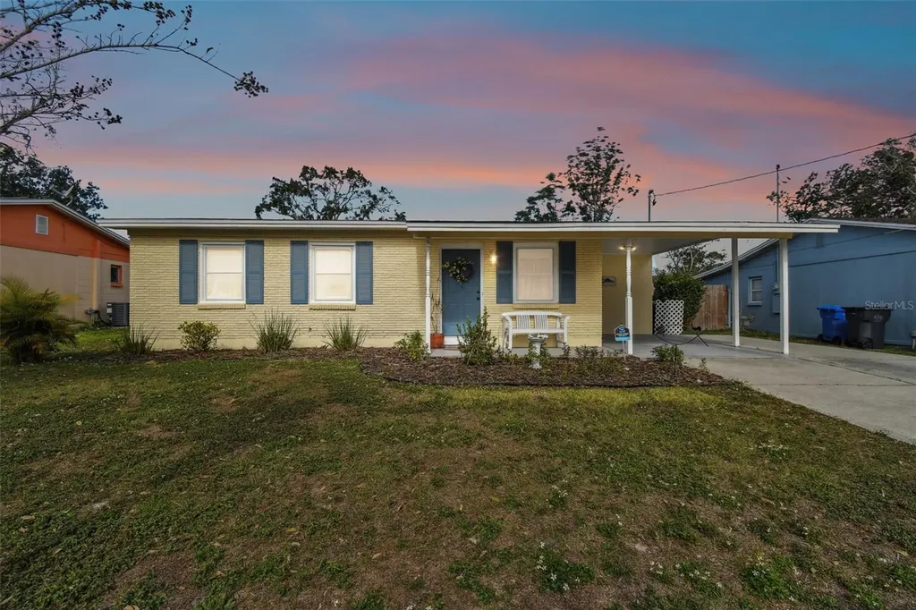 7318 Filbert Lane Tampa FL 33637