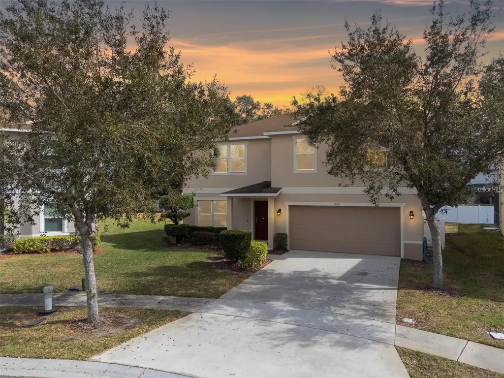 955 Emerald Green Court Kissimmee FL 34746