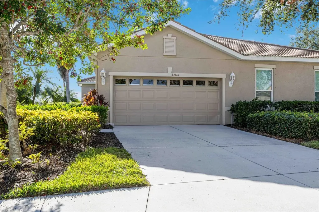 4363 Kariba Lake Terrace Sarasota FL 34243