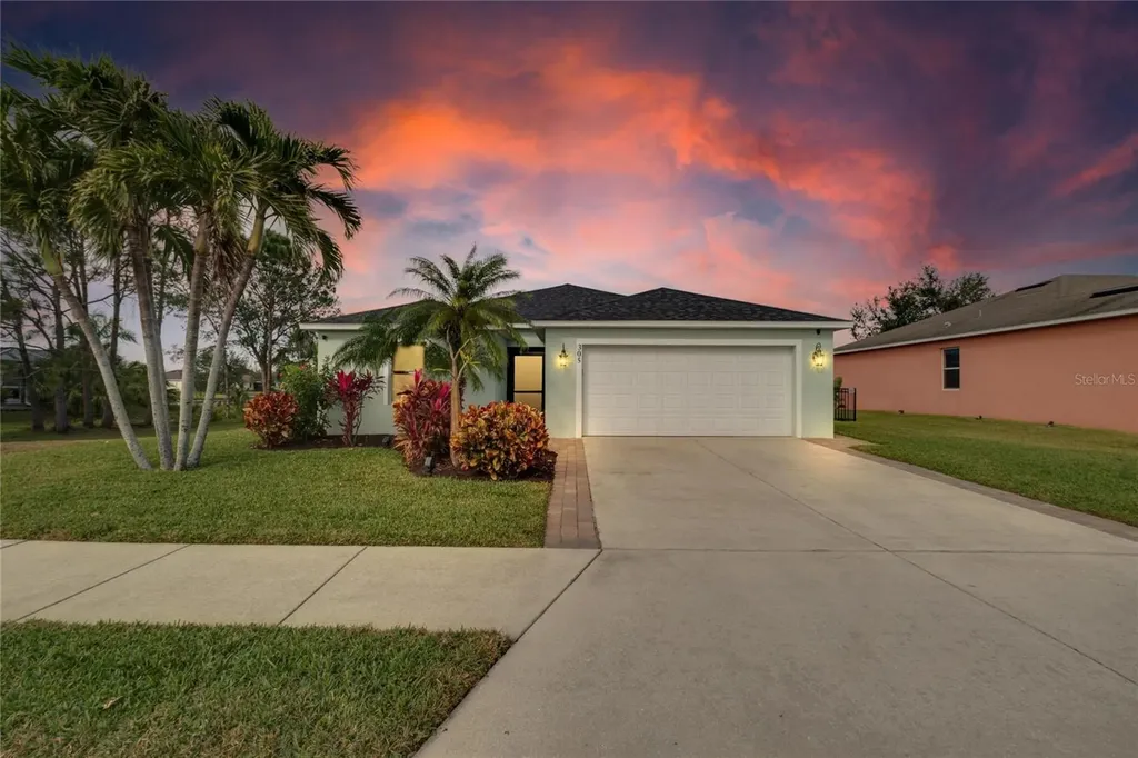305 65th Avenue E Bradenton FL 34203