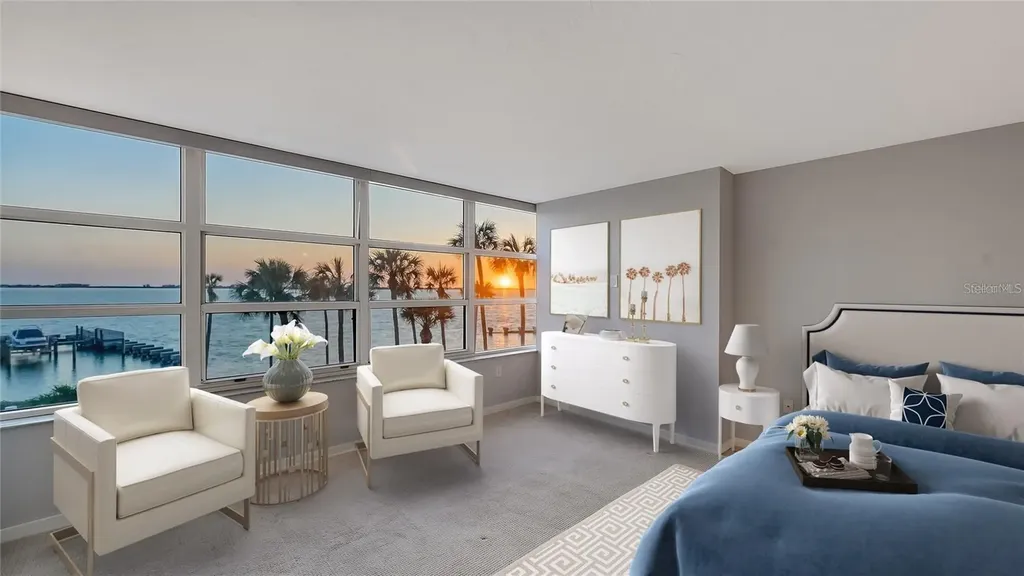 988 Boulevard Of The Arts Sarasota FL 34236