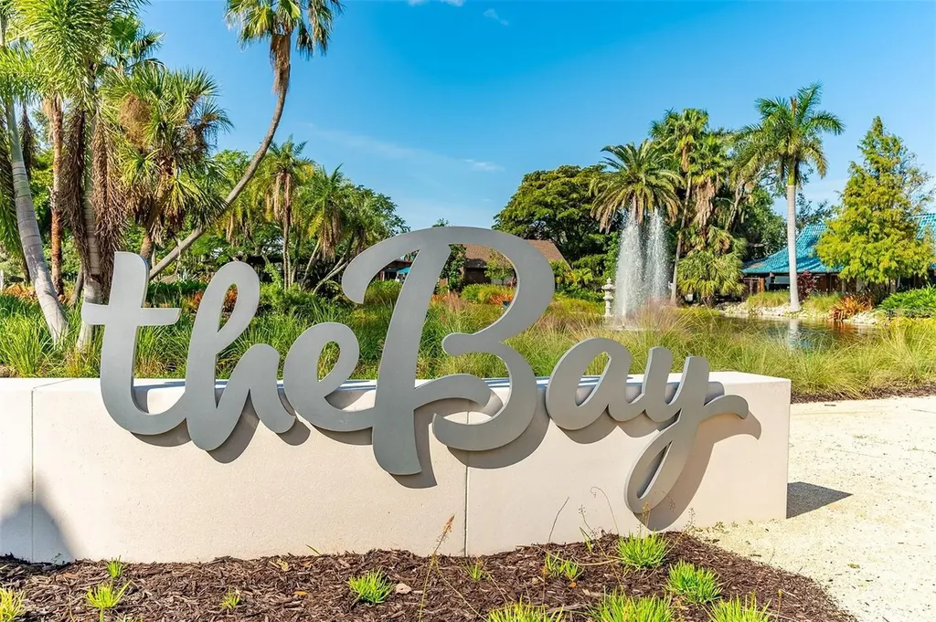 988 Boulevard Of The Arts Sarasota FL 34236