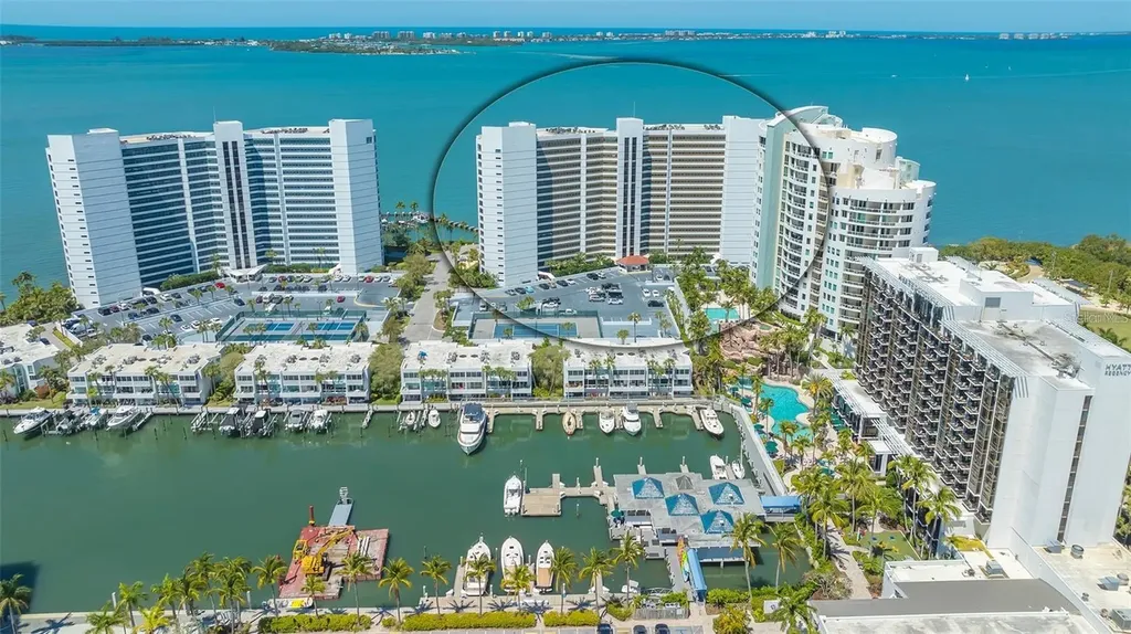 988 Boulevard Of The Arts Sarasota FL 34236