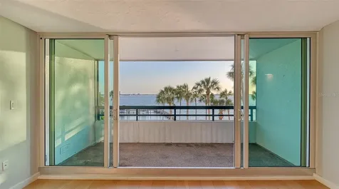 988 Blvd Of The Arts Sarasota FL 34236