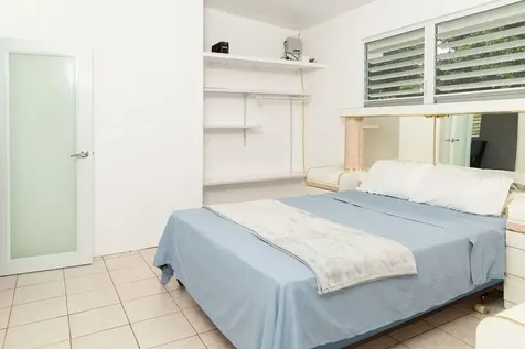 595 Comm. Villa Borinquen Vieques PR 00765