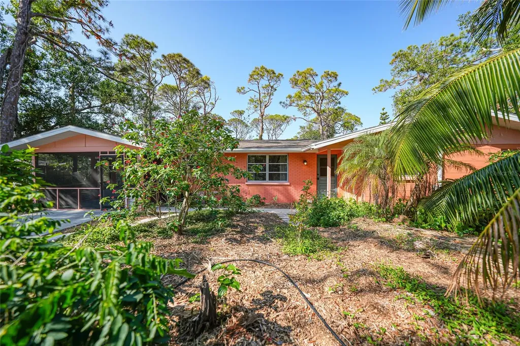 272 Cedar Street Englewood FL 34223