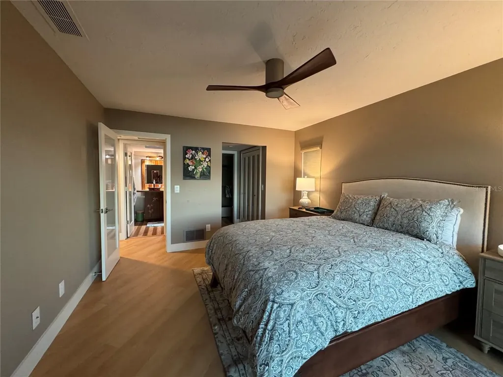 1323 Landings Drive Sarasota FL 34231