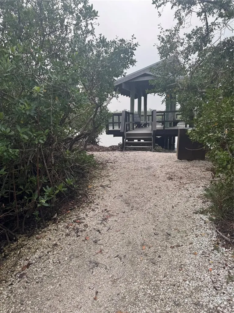 1323 Landings Drive Sarasota FL 34231