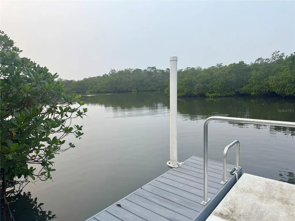 1323 Landings Drive Sarasota FL 34231
