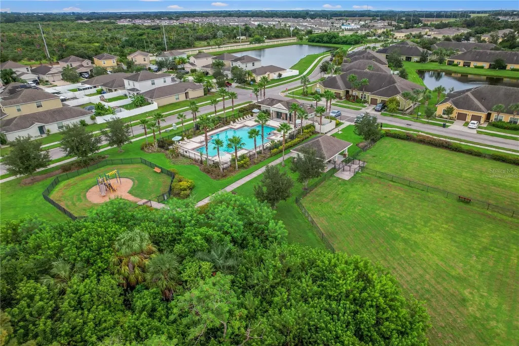 1964 Hawks View Drive Ruskin FL 33570