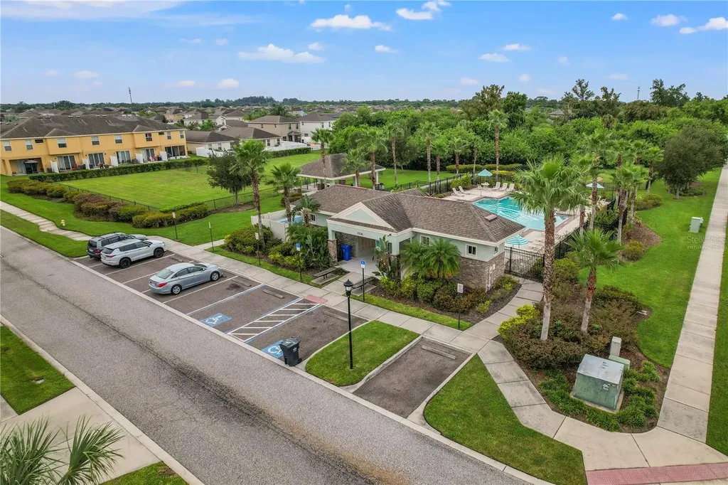 1964 Hawks View Drive Ruskin FL 33570