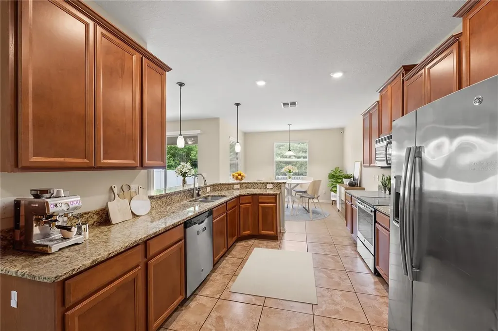 1964 Hawks View Drive Ruskin FL 33570