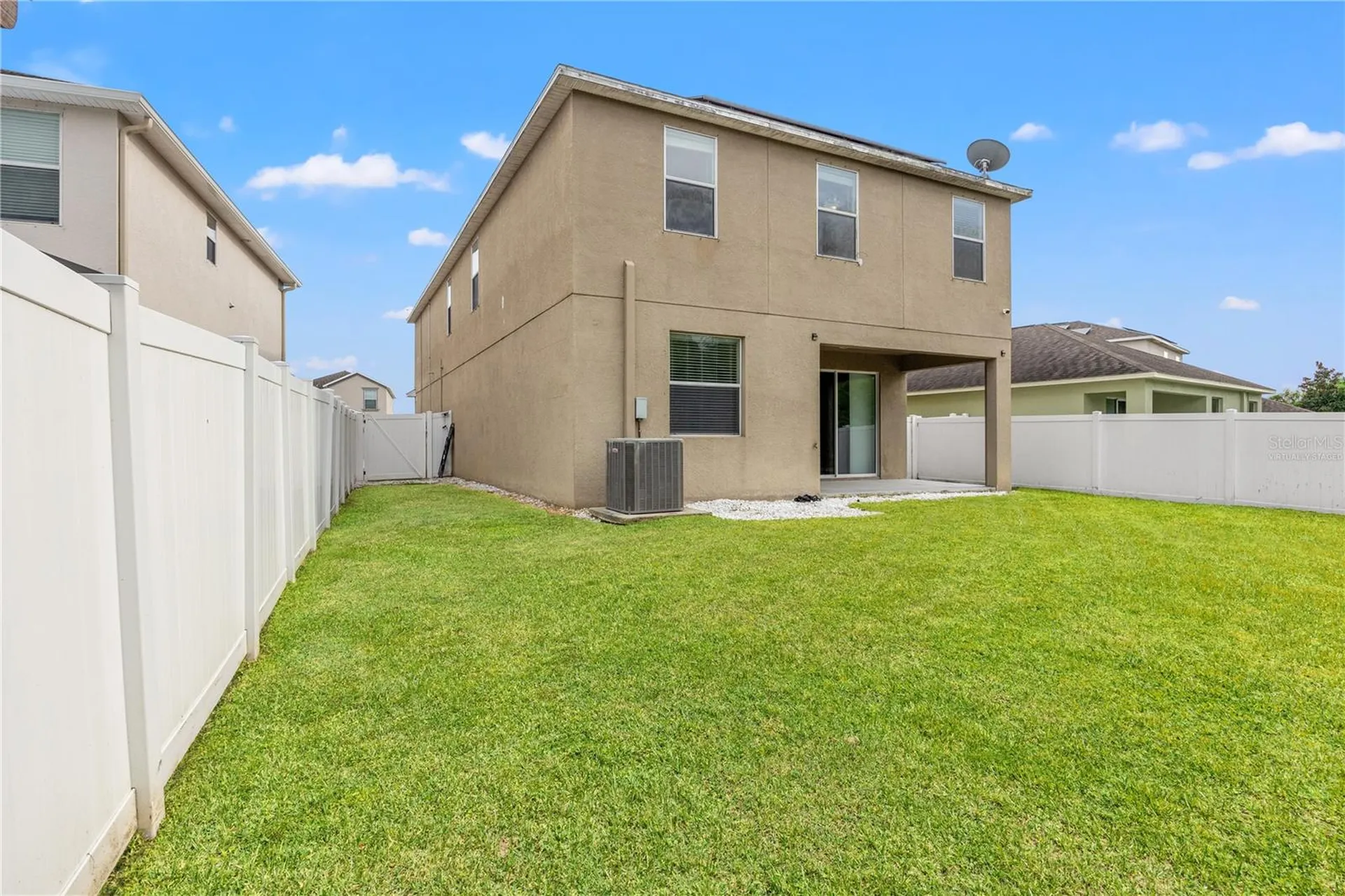 1964 Hawks View Drive Ruskin FL 33570