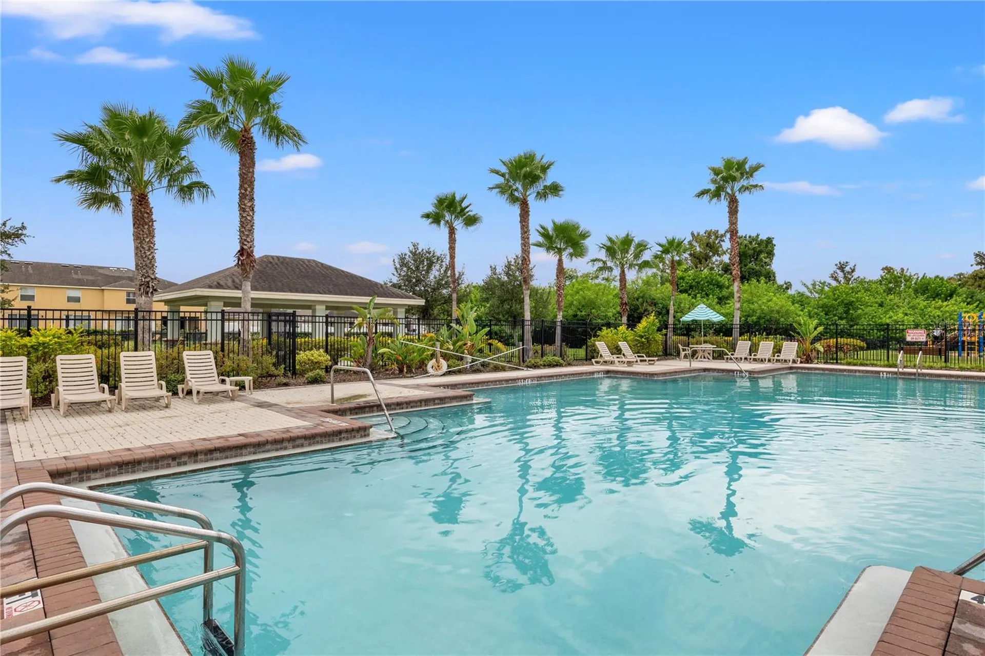 1964 Hawks View Drive Ruskin FL 33570