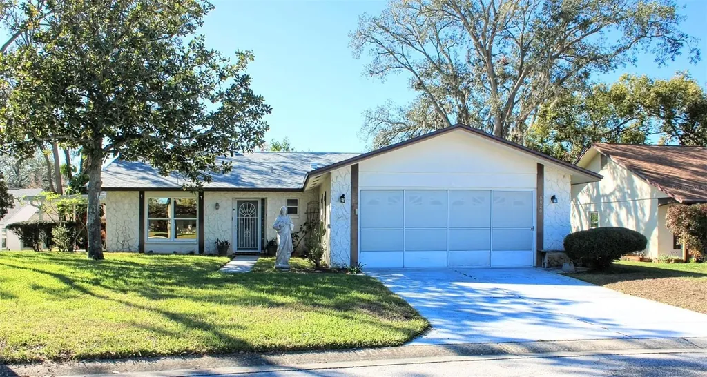 8040 Pasadena Drive Port Richey FL 34668