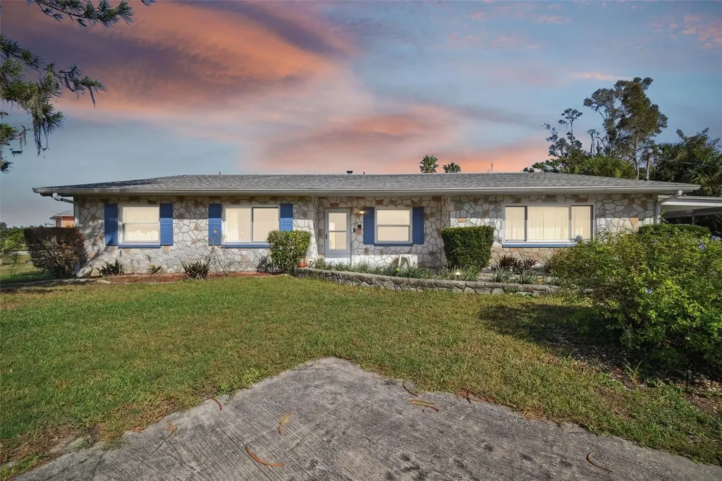 304 10th Street SW Ruskin FL 33570