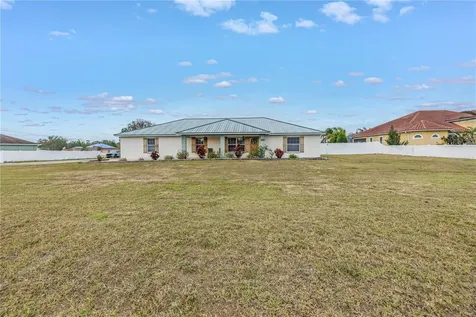 2413 Crestview Road Wimauma FL 33598