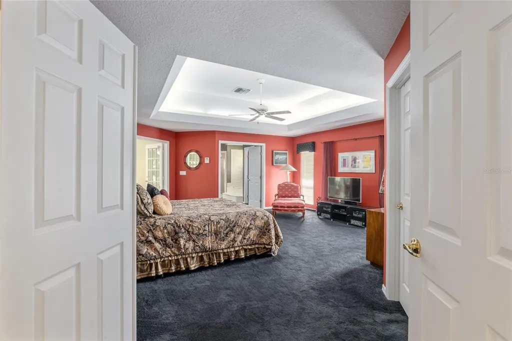 2215 SE Spring Hill Court Ocala FL 34471