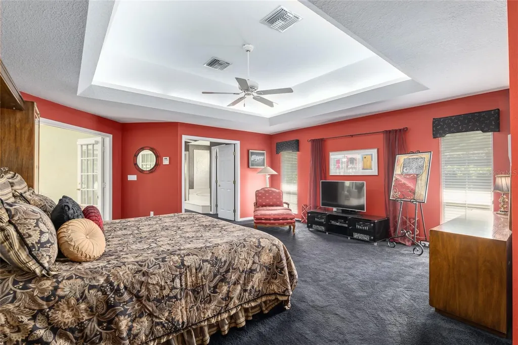 2215 SE Spring Hill Court Ocala FL 34471