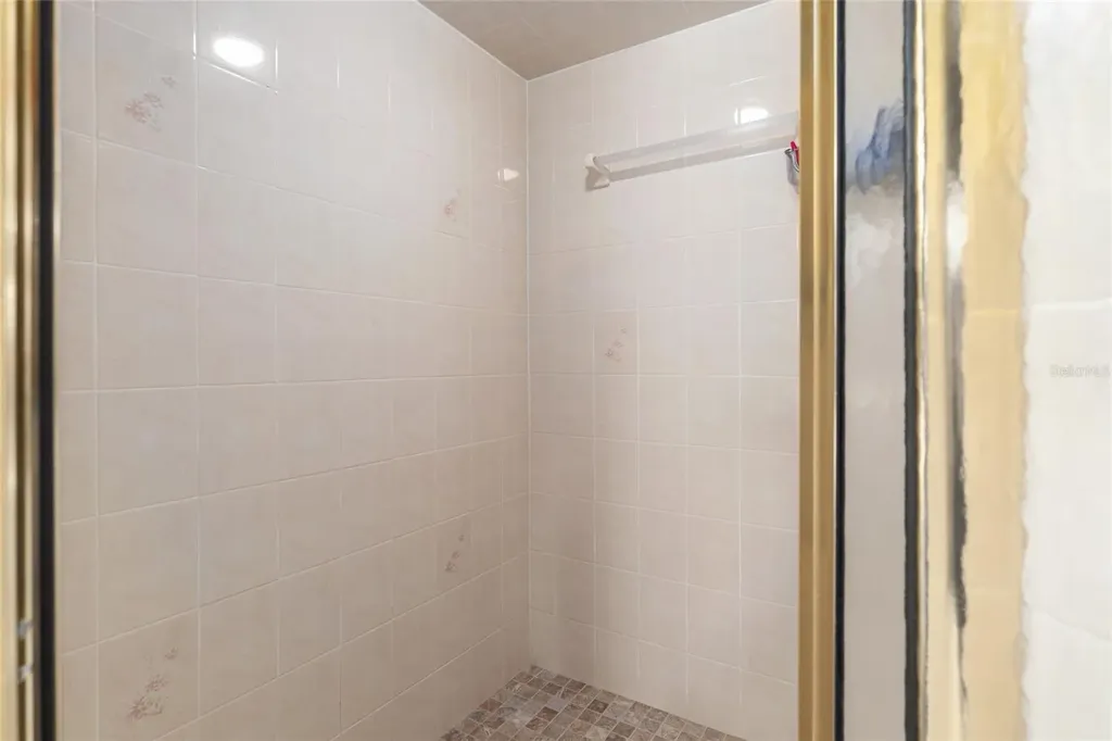 2215 SE Spring Hill Court Ocala FL 34471
