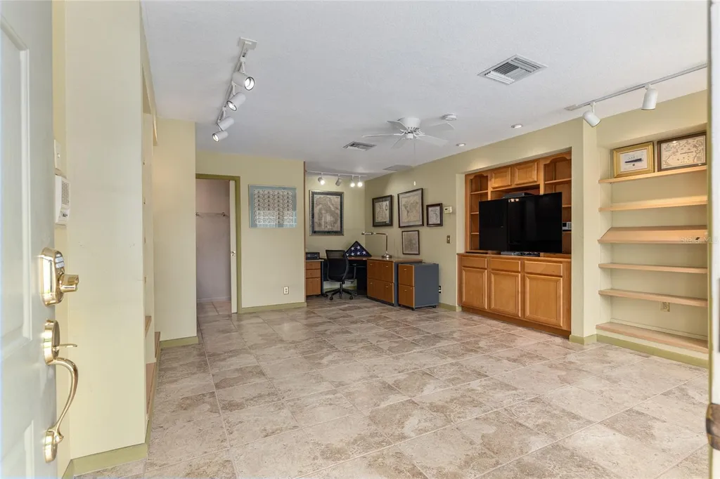 2215 SE Spring Hill Court Ocala FL 34471