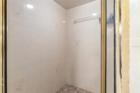 2215 SE Spring Hill Court Ocala FL 34471