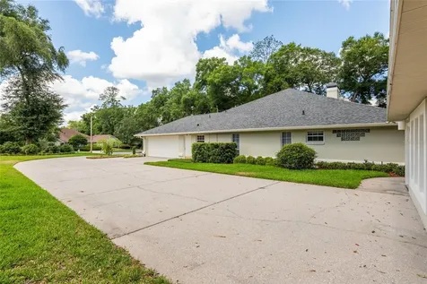 2215 SE Spring Hill Court Ocala FL 34471