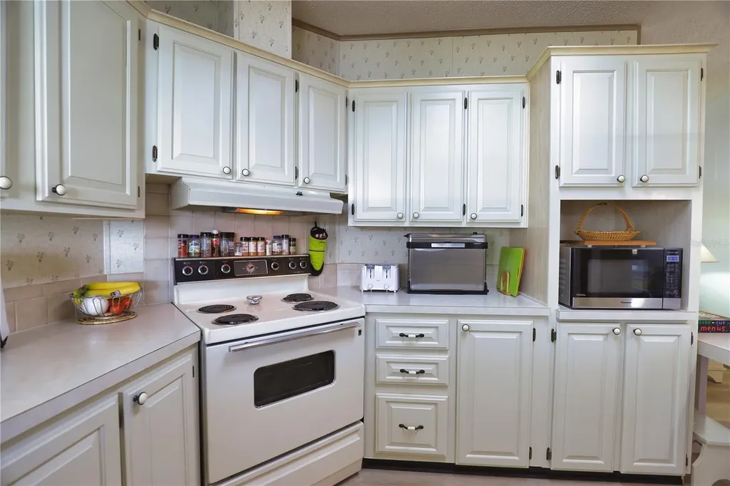 208 Hibisco Drive North Port FL 34287