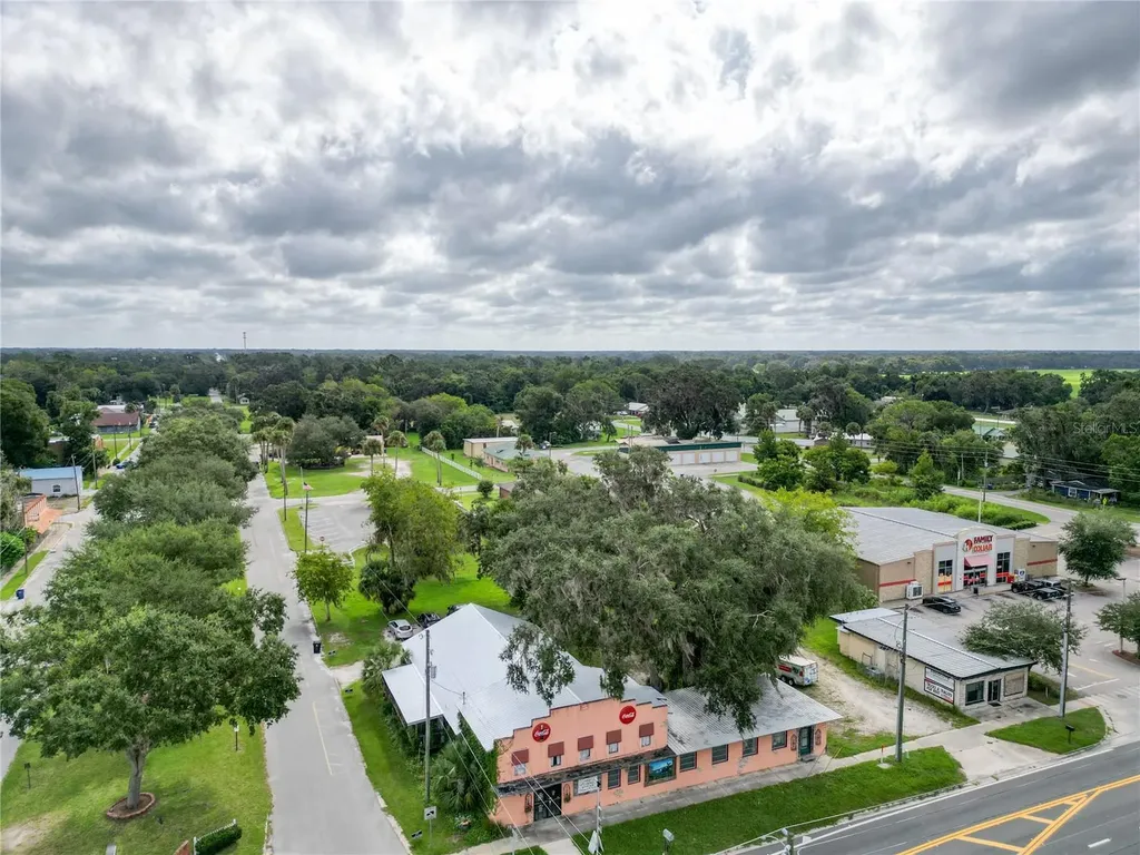 15 S Market Boulevard Webster FL 33597