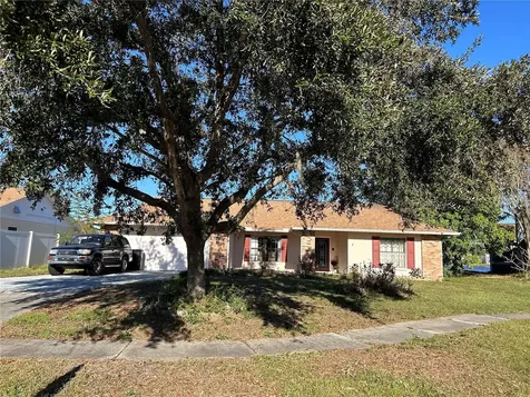 3205 Pleasant Lake Drive Tampa FL 33618