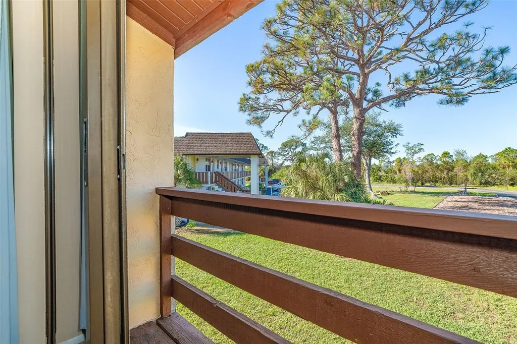 10 Quails Run Boulevard Englewood FL 34223