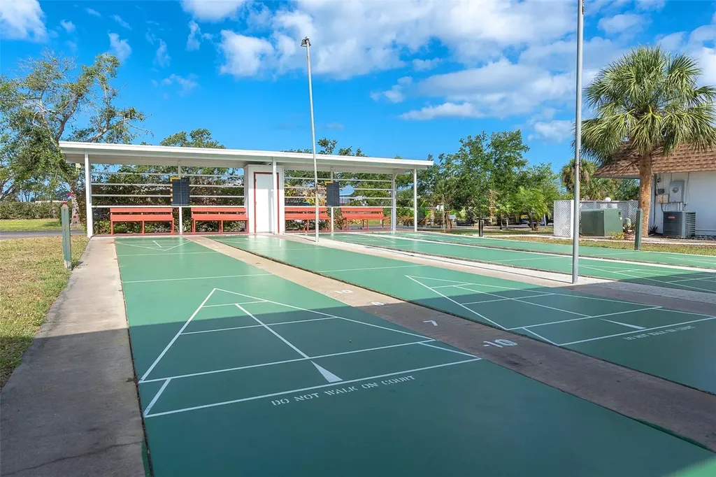 10 Quails Run Boulevard Englewood FL 34223