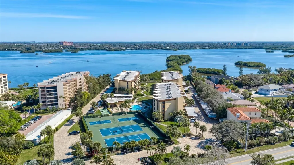 8773 Midnight Pass Road Sarasota FL 34242