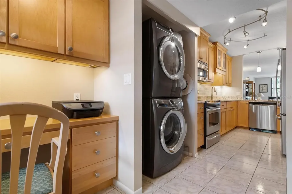 8773 Midnight Pass Road Sarasota FL 34242
