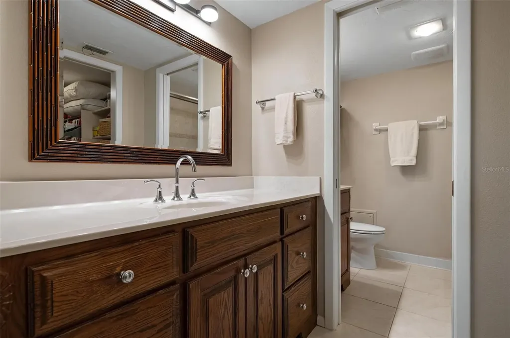 8773 Midnight Pass Road Sarasota FL 34242