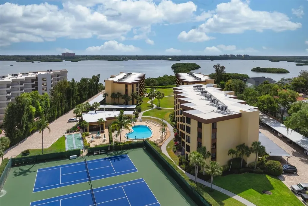 8773 Midnight Pass Road Sarasota FL 34242
