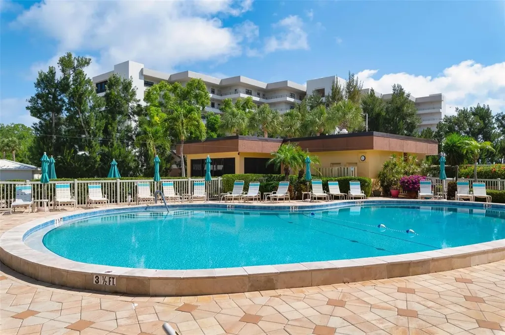 8773 Midnight Pass Road Sarasota FL 34242