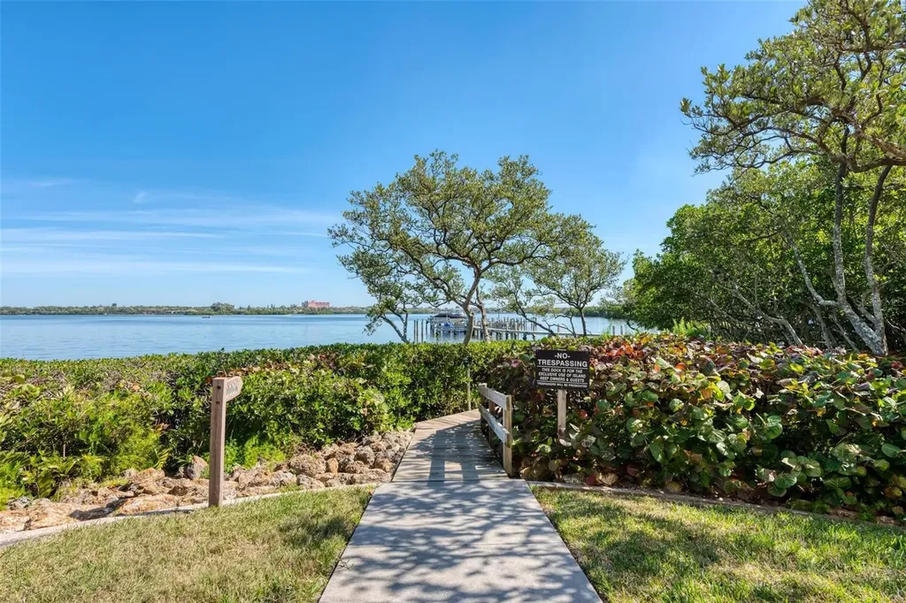 8773 Midnight Pass Road Sarasota FL 34242