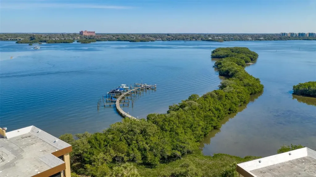 8773 Midnight Pass Road Sarasota FL 34242