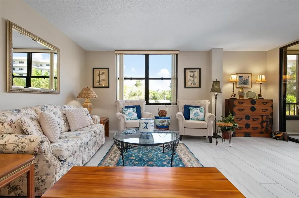 8773 Midnight Pass Road Sarasota FL 34242
