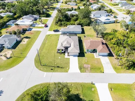 112 Sidney Court Rotonda West FL 33947