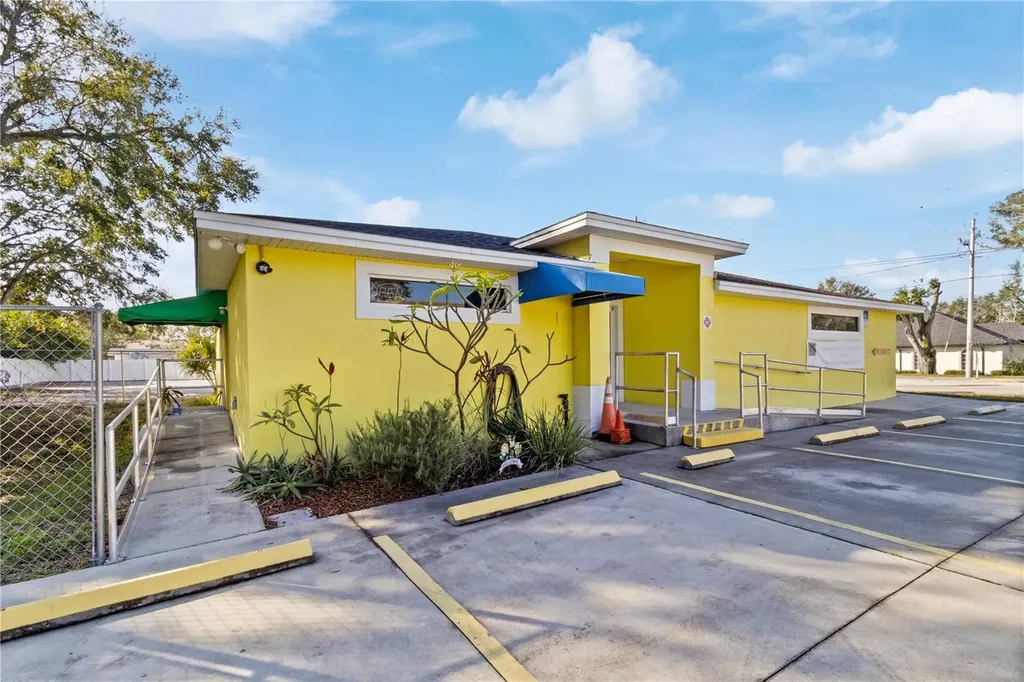 632 1st Street S Winter Haven FL 33880
