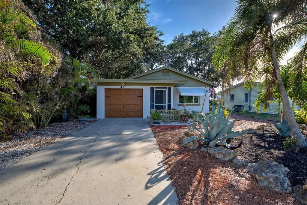421 Riviera Street Venice FL 34285